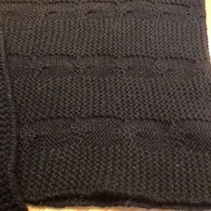 Cable knit sweater snood